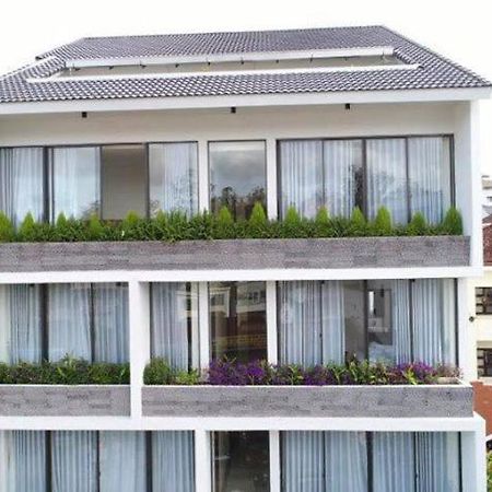 Ivy Hotel Dalat Exteriör bild